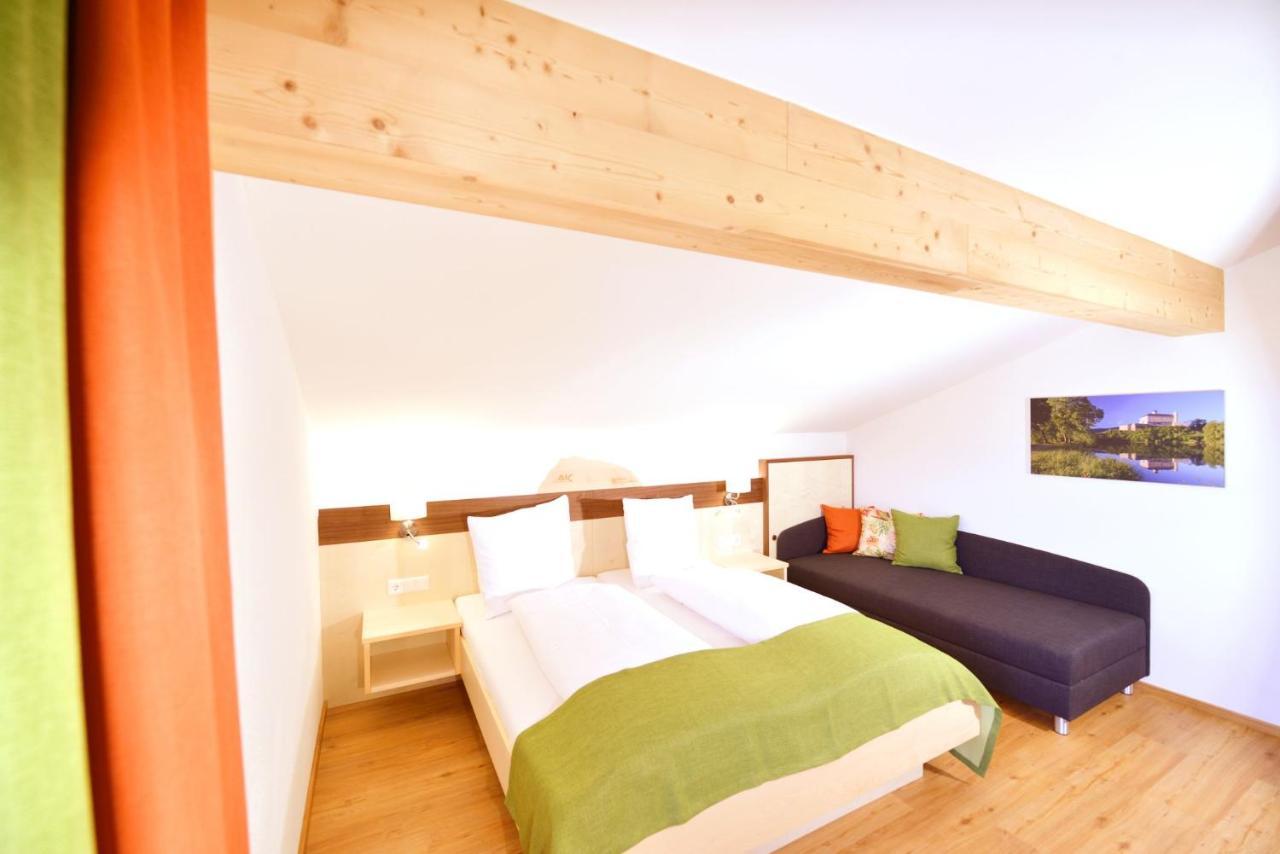 טאופליץ Appartements Kolb מראה חיצוני תמונה